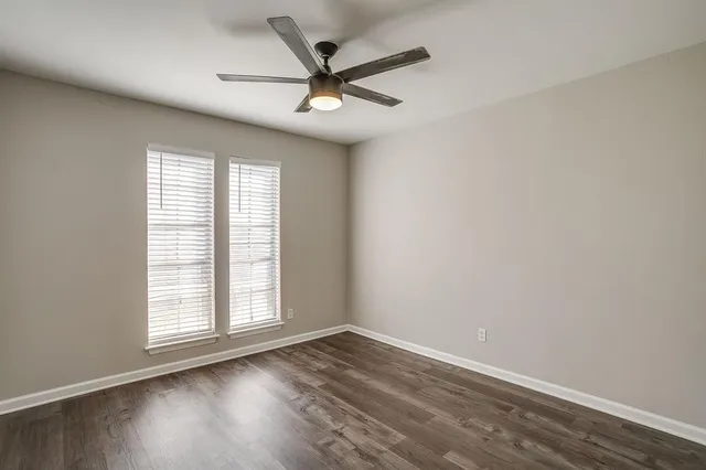 $1,900 | 317 Northwest Suzanne Terrace, Burleson, TX 76028