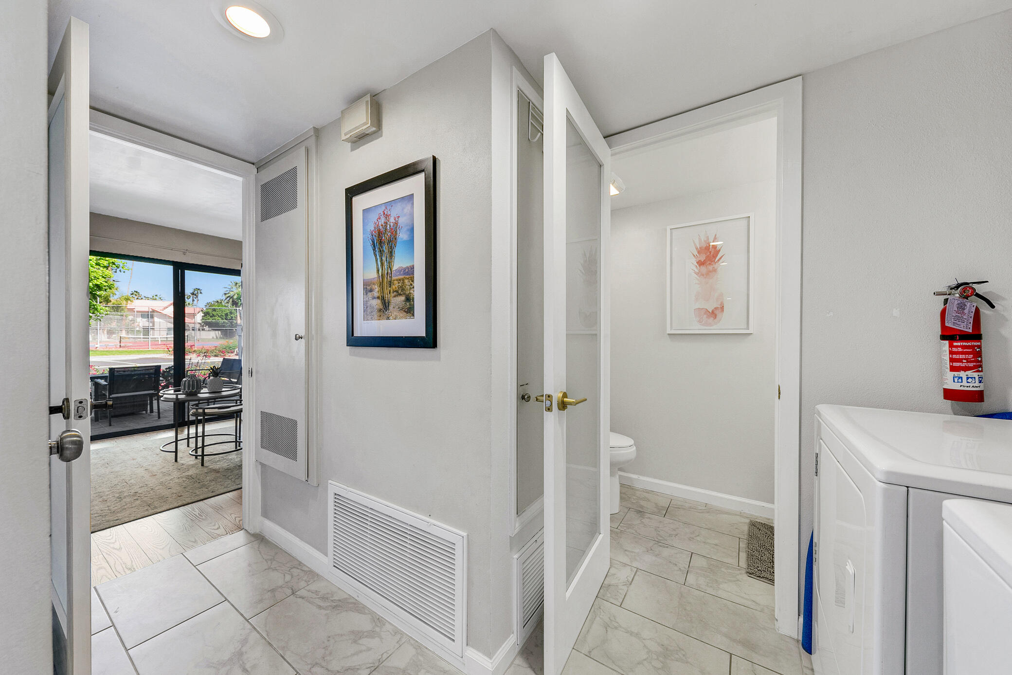 6025 Arroyo Road, Unit 7 Palm Springs, CA 92264 - Photo 11 of 43 a bathroom with a tub and shower