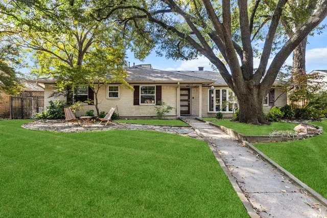 $850,000 | 9623 Broken Bow Road, Dallas, TX 75238