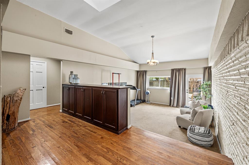 9623 Broken Bow Road Dallas, TX 75238 - Photo 17 of 31