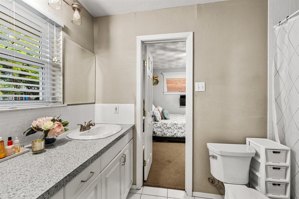 9623 Broken Bow Road Dallas, TX 75238 - Photo 28 of 31