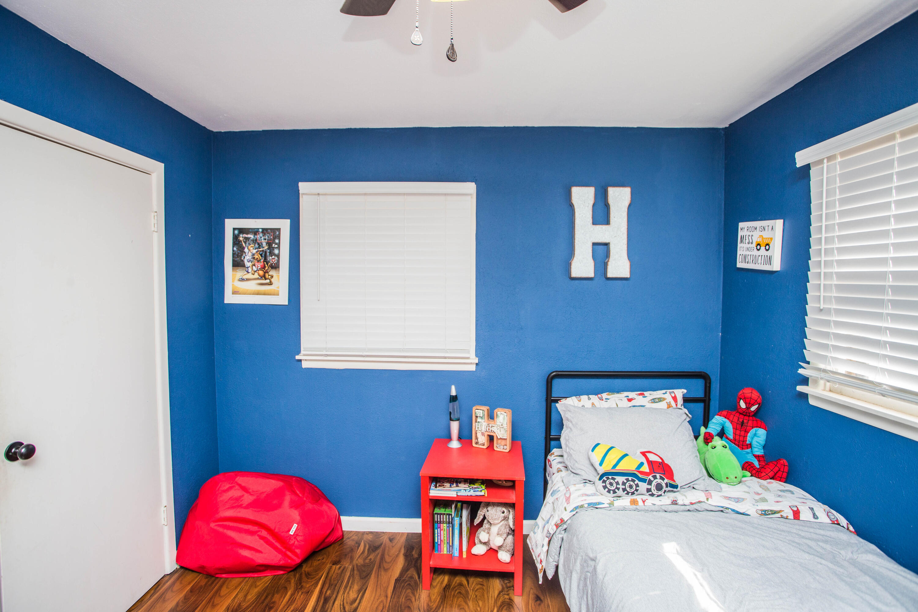 1550 West Lynn Street Slaton, TX 79364 - Photo 34 of 54 a view of play room with toys