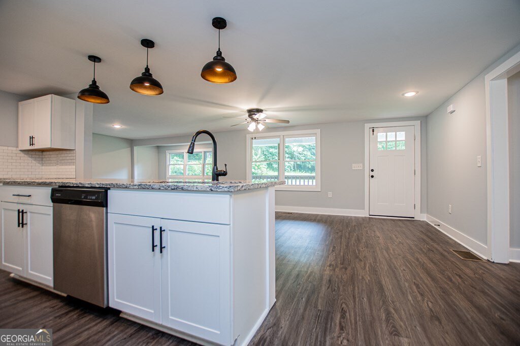 61 Davenport Mill Road Carrollton, GA 30117 - Photo 8 of 62