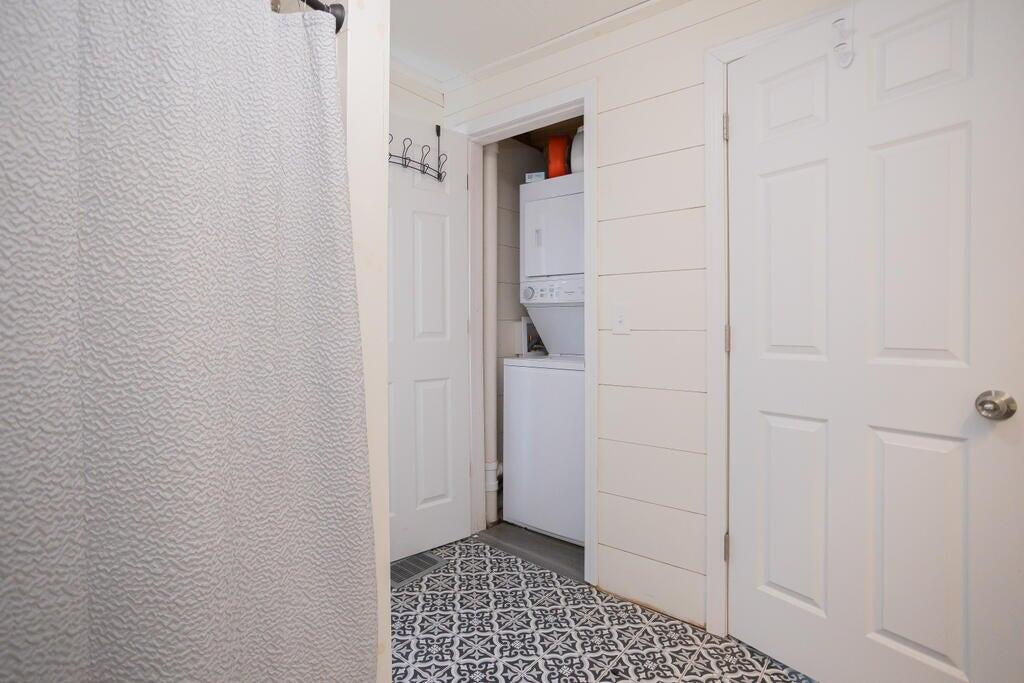 130 Holley Road Farmington, ME 04938 - Photo 19 of 59 17-Laundry