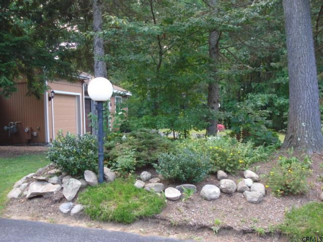 6 Snowberry Road Malta, NY 12020 - Photo 3 of 17 Photo 3