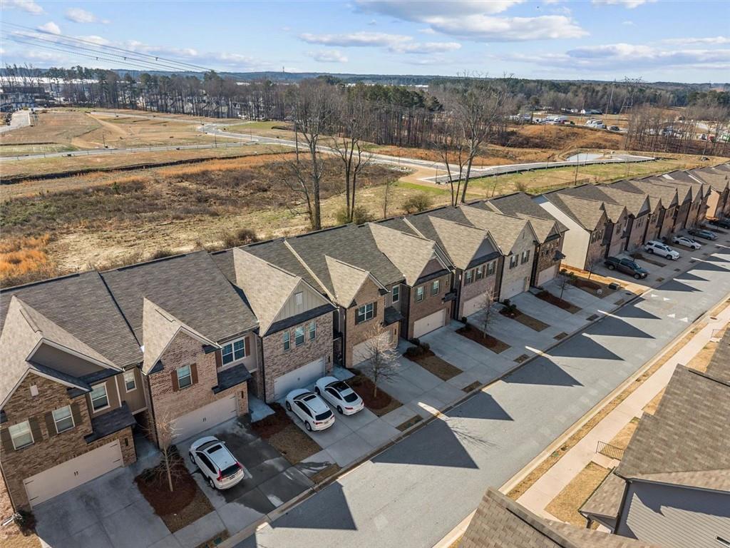 2787 Pearl Rdg Trace Buford, GA 30519 - Photo 6 of 52 an aerial view of a livingroom with a patio