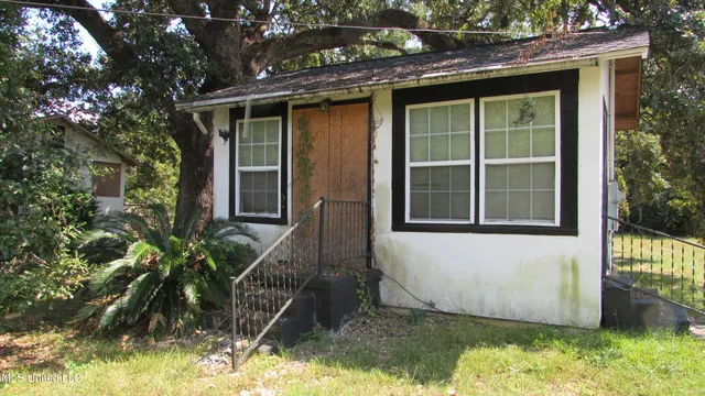 $125,000 | 1201 College Street, Gulfport, MS 39507
