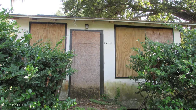 $125,000 | 1201 College Street, Gulfport, MS 39507