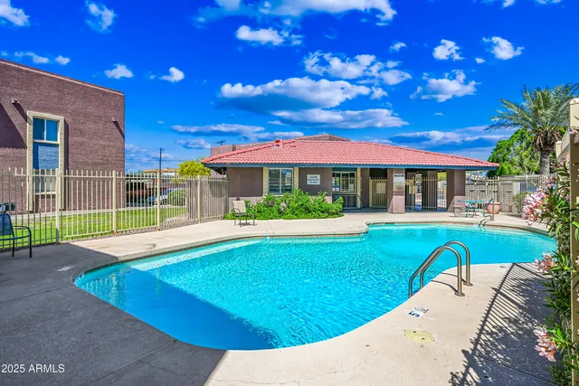 $1,295 | 16602 North 25th Street, Unit 114, Phoenix, AZ 85032