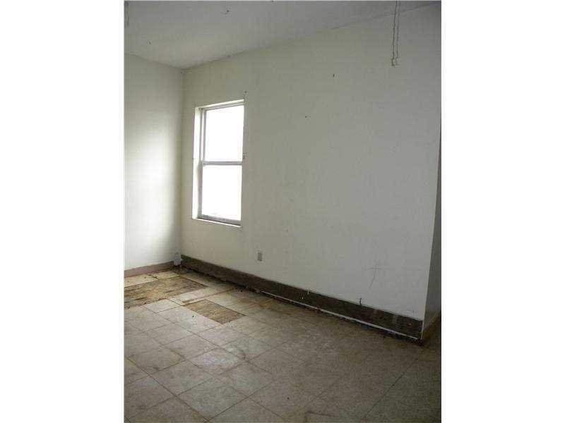 210 Ocean Street Providence, RI 02905 - Photo 6 of 8 Bedroom.
