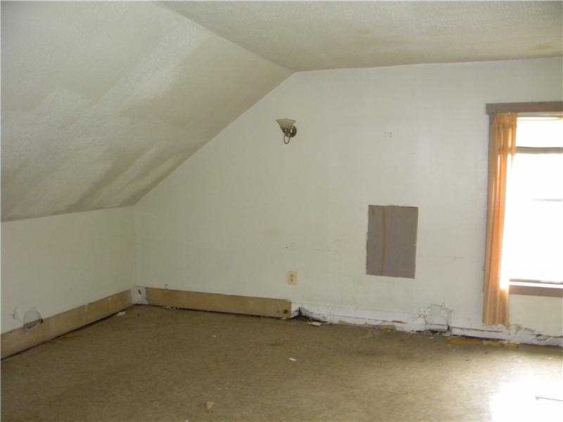 210 Ocean Street Providence, RI 02905 - Photo 7 of 8 Bedroom.