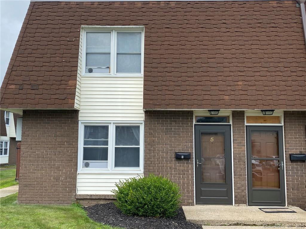 5 Roma Street, Unit 5 East Haven, CT 06512 - Photo 1 of 1