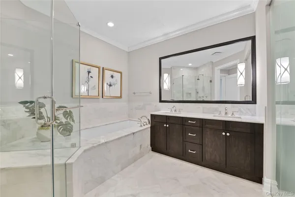 $15,000 | 5000 Royal Court, Unit 5114, North Hills, NY 11040