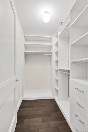 $15,000 | 5000 Royal Court, Unit 5114, North Hills, NY 11040