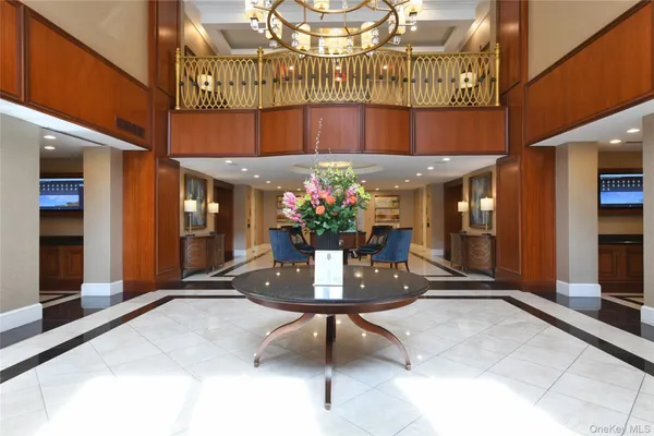 $15,000 | 5000 Royal Court, Unit 5114, North Hills, NY 11040