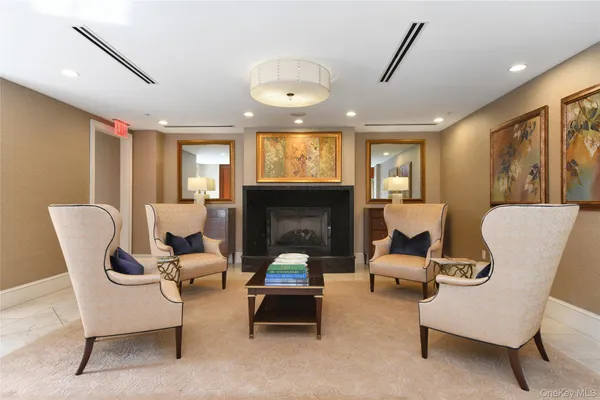 $15,000 | 5000 Royal Court, Unit 5114, North Hills, NY 11040