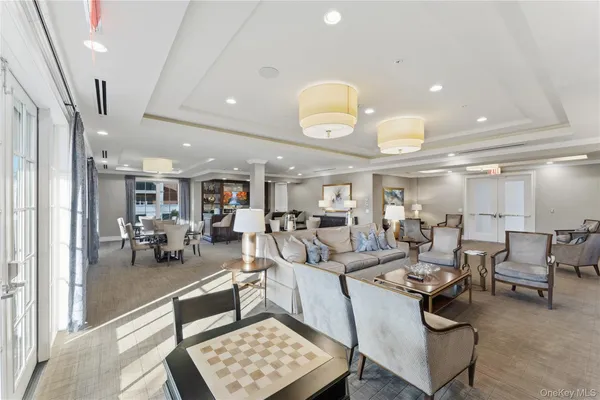 $15,000 | 5000 Royal Court, Unit 5114, North Hills, NY 11040