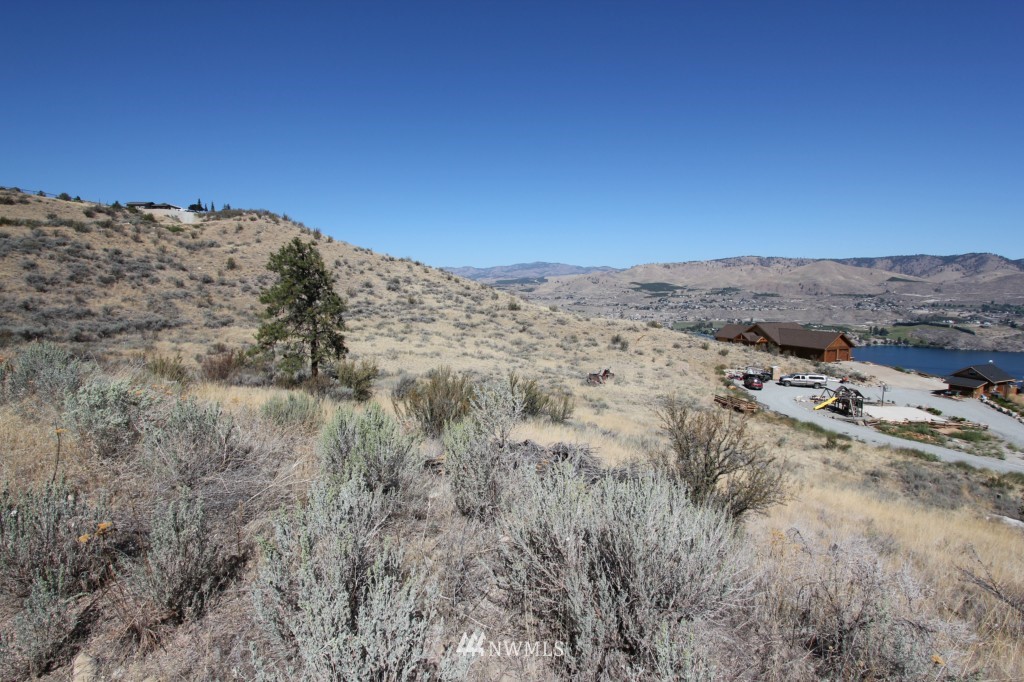 302 Little Butte Ranch Road Chelan, WA 98816 - Photo 14 of 18 Gallery Image 14