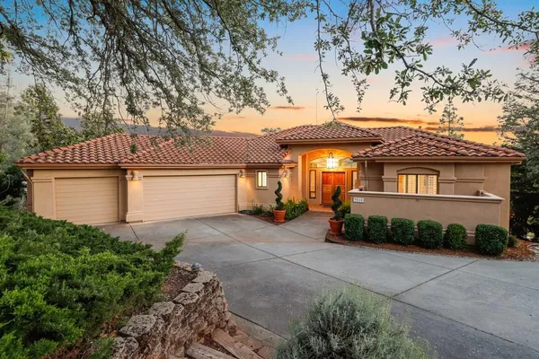 $910,000 | 9510 Upper Valley Road, Auburn, CA 95602