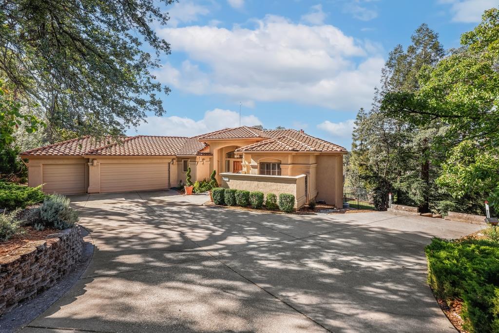9510 Upper Valley Road Auburn, CA 95602 - Photo 3 of 55