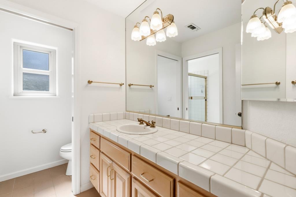 9510 Upper Valley Road Auburn, CA 95602 - Photo 35 of 55 Downstairs Bath