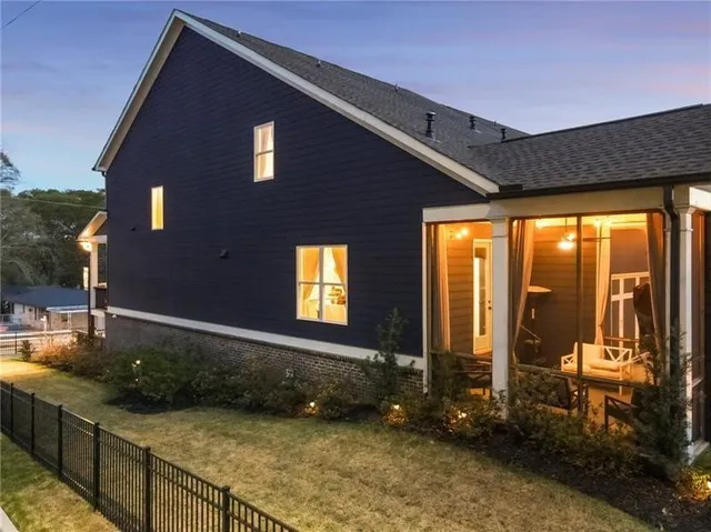 $789,000 | 5902 Mitchell Street, Flowery Branch, GA 30542