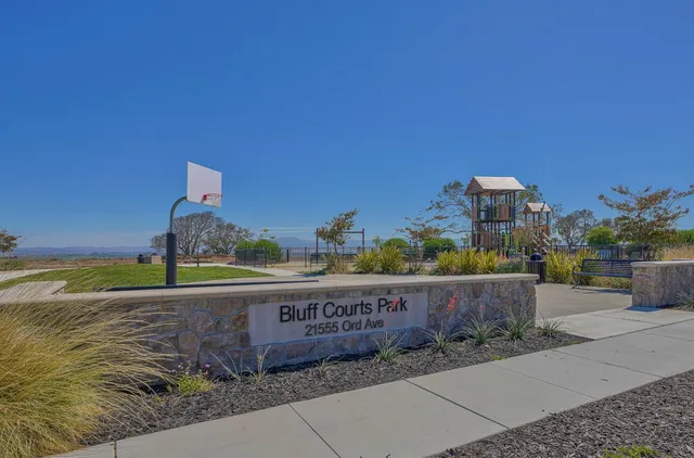 $899,000 | 19130 Fallingwater Lane, Marina, CA 93933