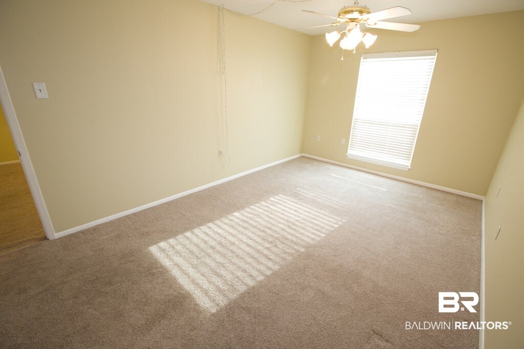 236 Riverbend Drive, Unit 236 Mobile, AL 36605 - Photo 14 of 25