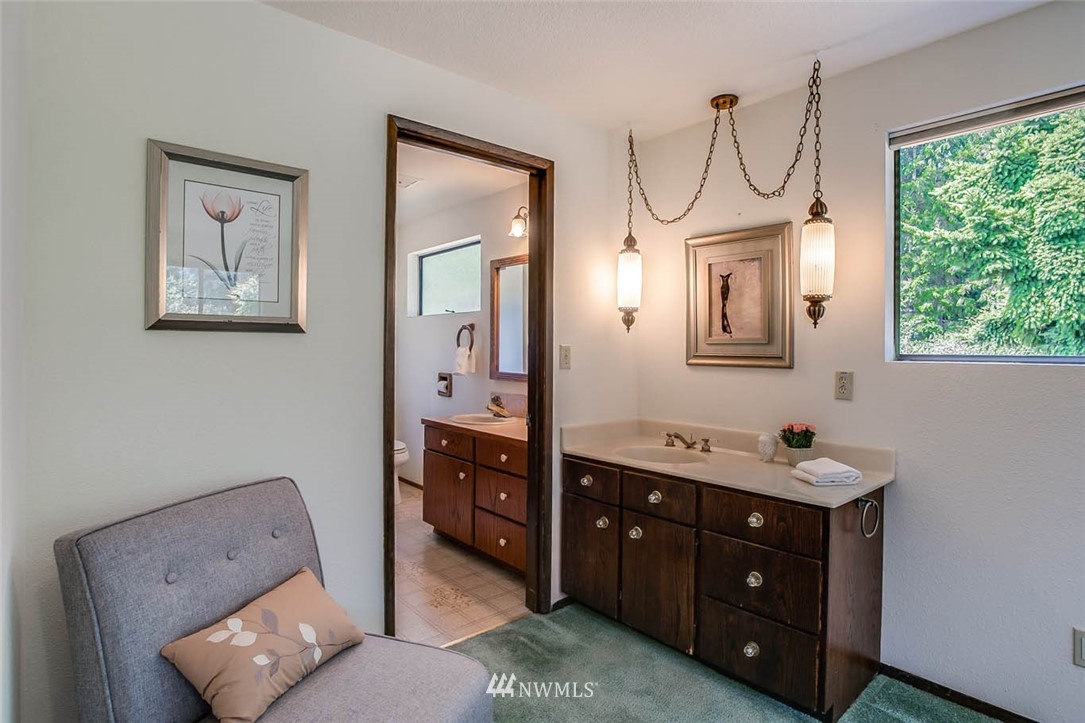 14434 141st Avenue Southeast Renton, WA 98059 - Photo 12 of 25 Gallery Image 12