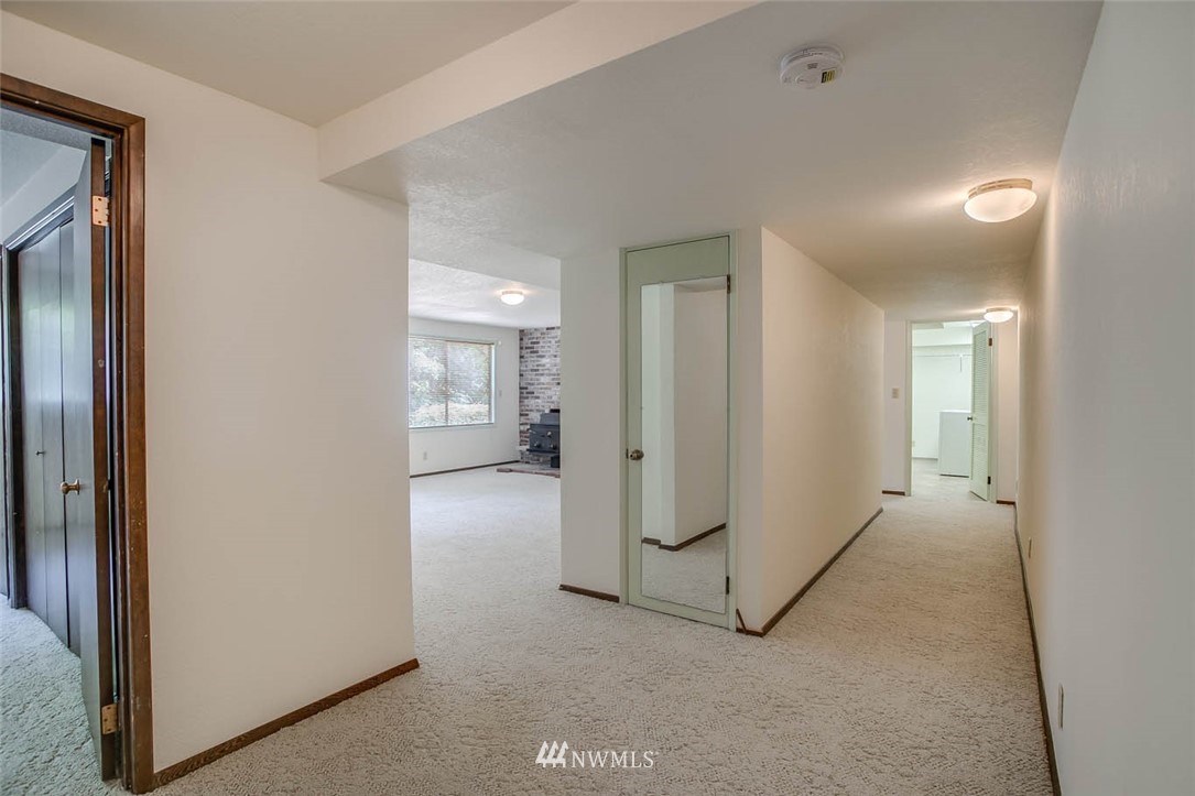 14434 141st Avenue Southeast Renton, WA 98059 - Photo 15 of 25 Gallery Image 15