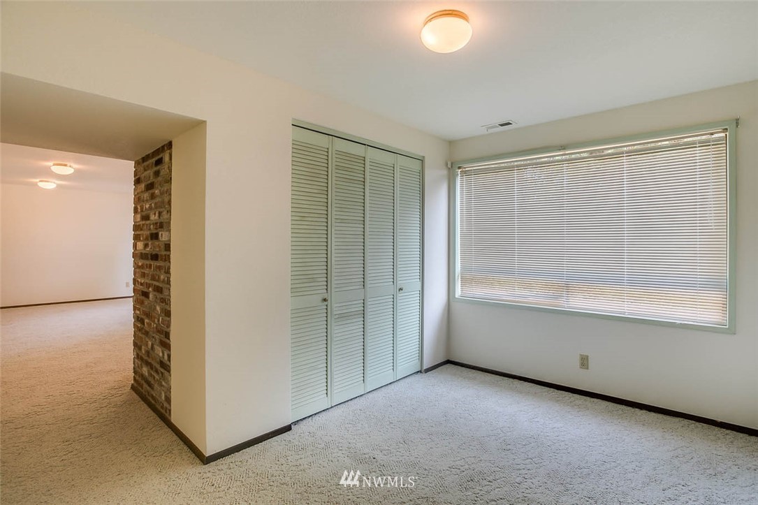14434 141st Avenue Southeast Renton, WA 98059 - Photo 17 of 25 Gallery Image 17