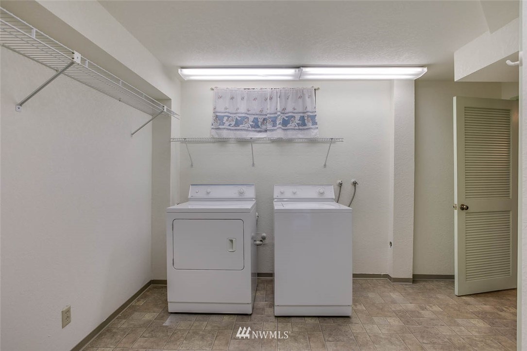 14434 141st Avenue Southeast Renton, WA 98059 - Photo 21 of 25 Gallery Image 21