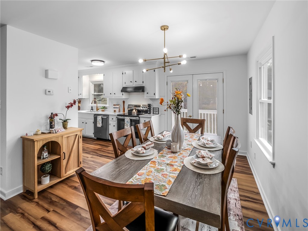2509 Indale Road Glen Allen, VA 23060 - Photo 12 of 45 a view of a dining room with furniture