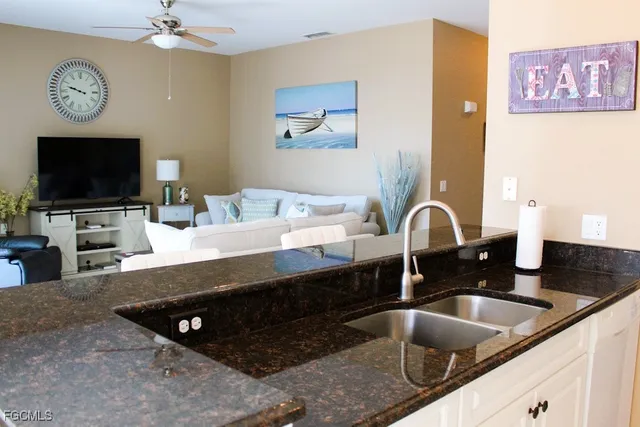 $1,800 | 16685 Lake Cir Drive, Unit 1044, Fort Myers, FL 33908