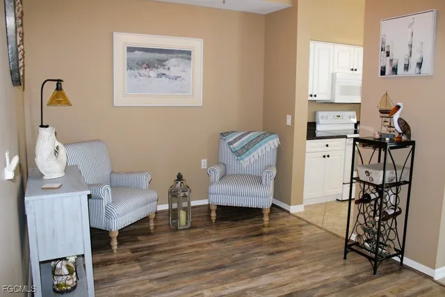 $1,800 | 16685 Lake Cir Drive, Unit 1044, Fort Myers, FL 33908