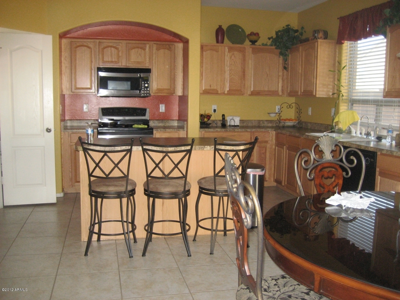 9128 West Heber Road Tolleson, AZ 85353 - Photo 2 of 3 kitchen