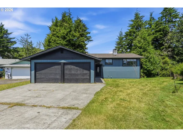 $475,000 | 471 Camellia Court, Reedsport, OR 97467