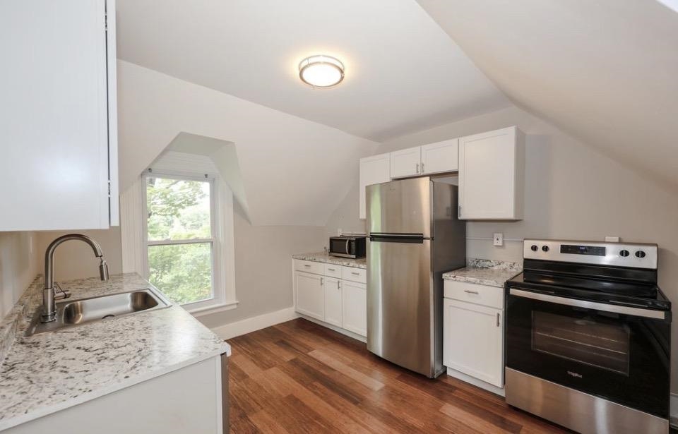 449 West River Road, Unit 2 Hooksett, NH 03106 - Photo 1 of 1 Gallery Image 1
