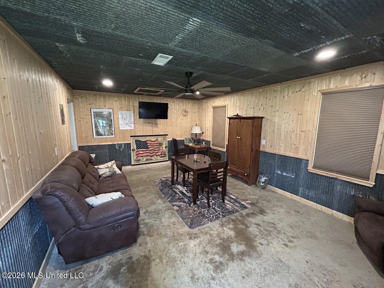 954 Jones Landing Road Wisner, LA 71378 - Photo 25 of 49 IMG_3313 Large