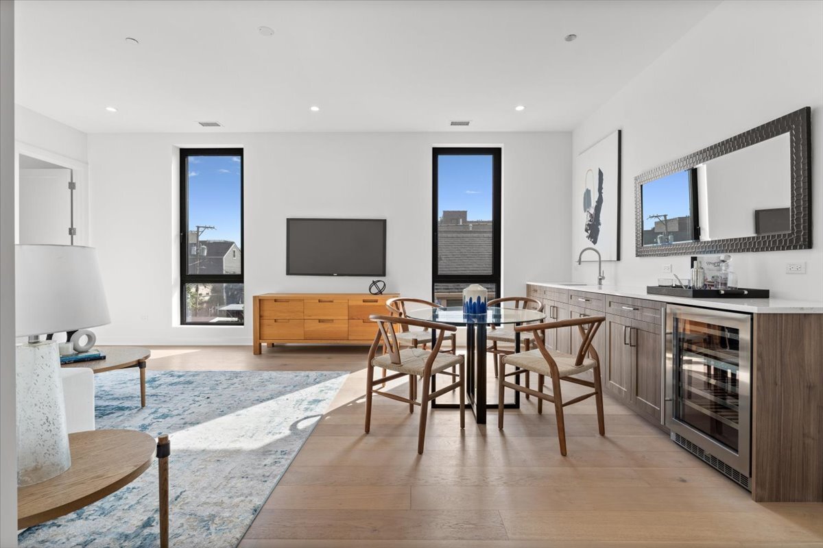 1340 West Chestnut Street, Unit 401 Chicago, IL 60642 - Photo 16 of 36