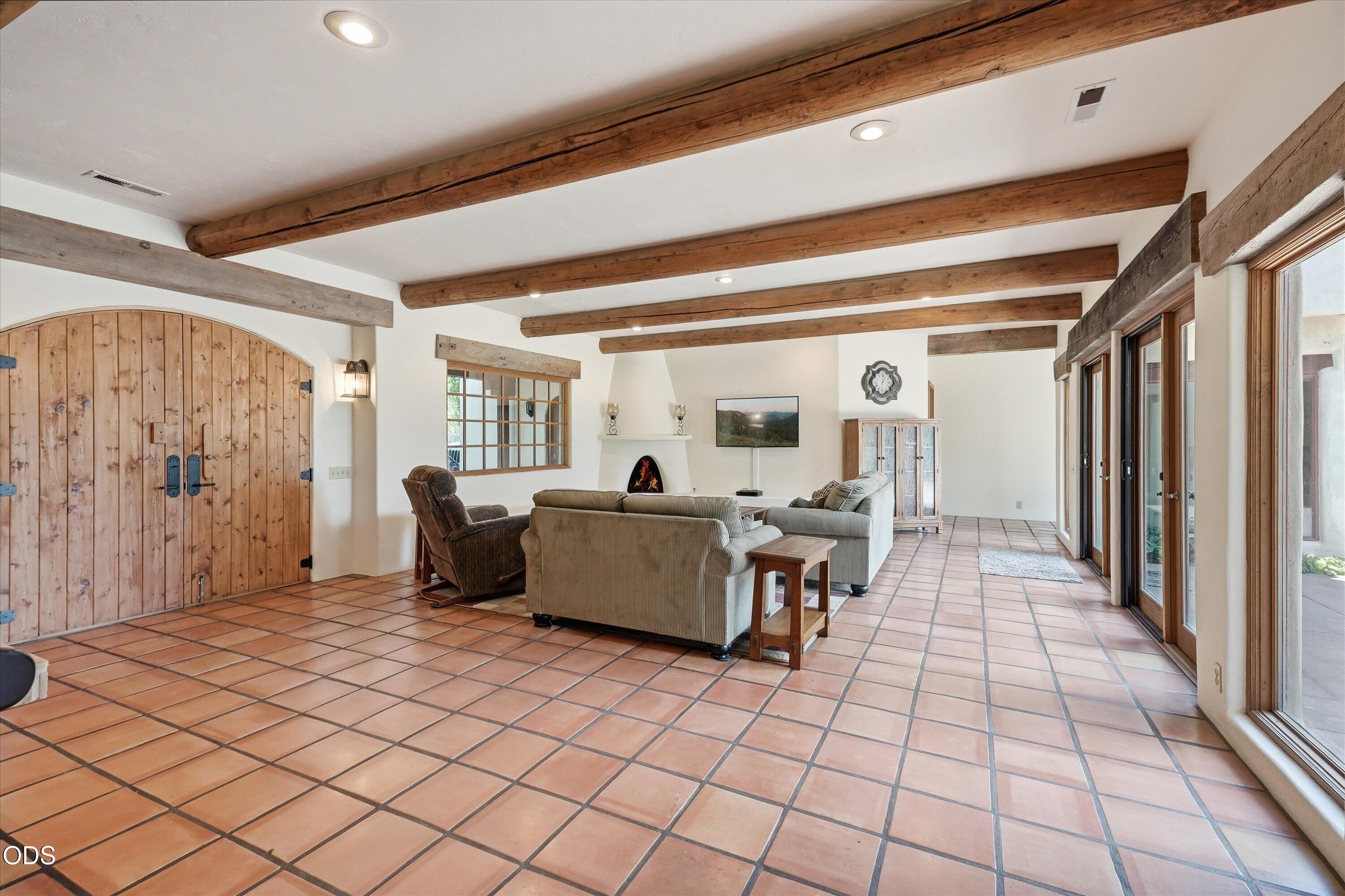 2298 Camp Baker Road Medford, OR 97501 - Photo 11 of 58