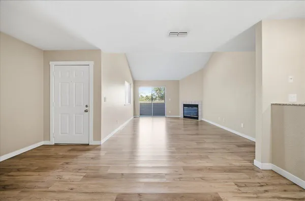 $275,000 | 1019 Dornajo Way, Unit 217, Sacramento, CA 95825