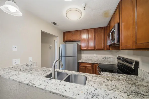 $275,000 | 1019 Dornajo Way, Unit 217, Sacramento, CA 95825