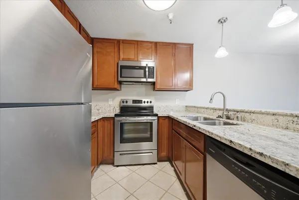 $275,000 | 1019 Dornajo Way, Unit 217, Sacramento, CA 95825