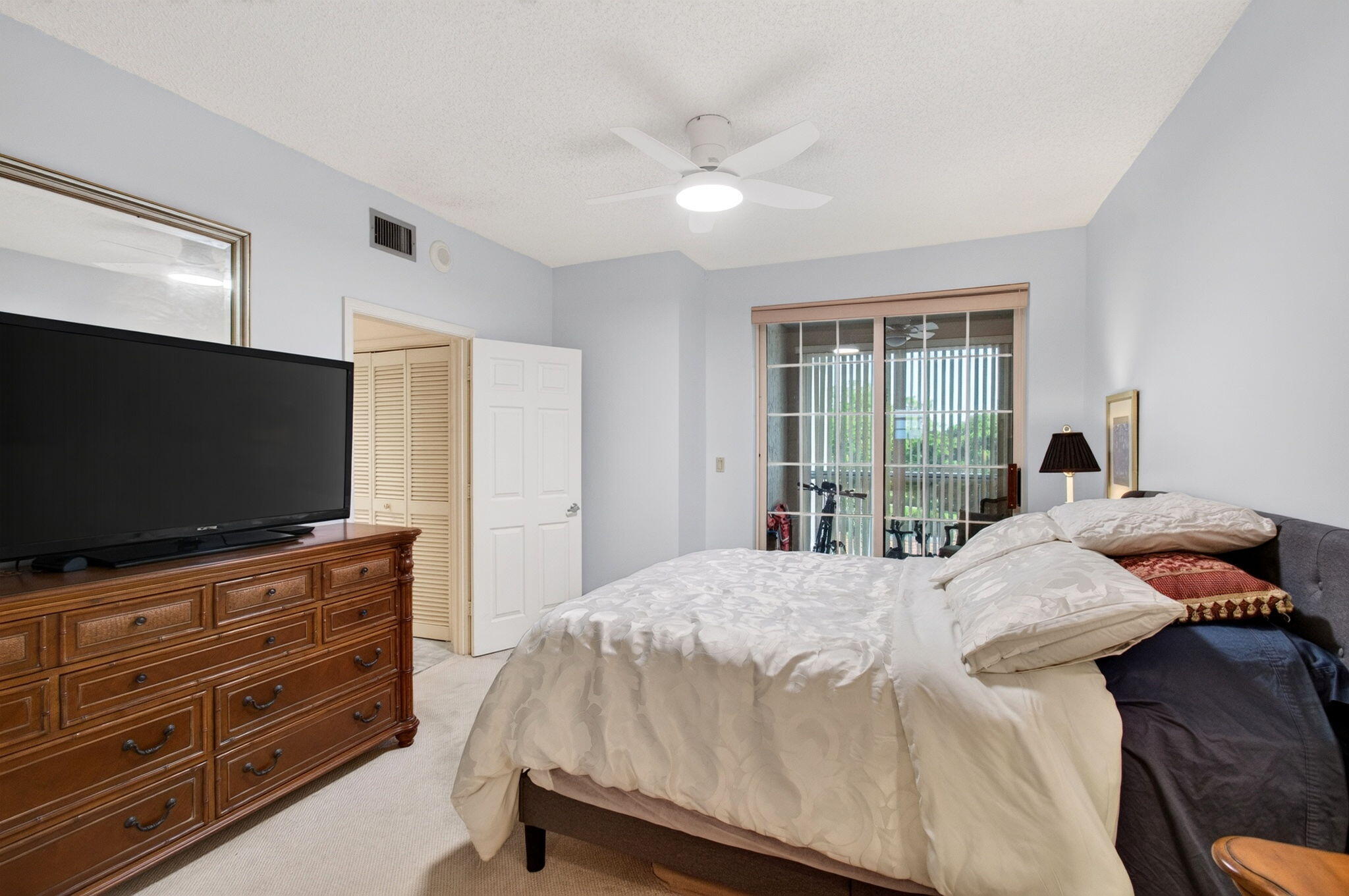 17031 Boca Club Boulevard, Unit 104A Boca Raton, FL 33487 - Photo 17 of 36 Second Bedroom