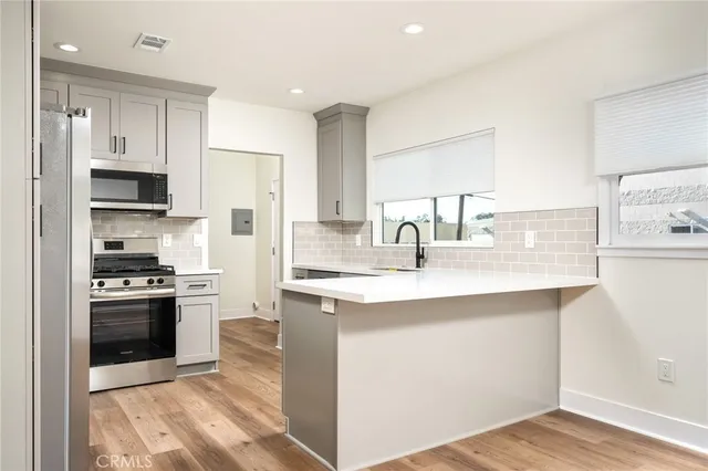 $5,495 | 1946 Corson Street, Pasadena, CA 91107