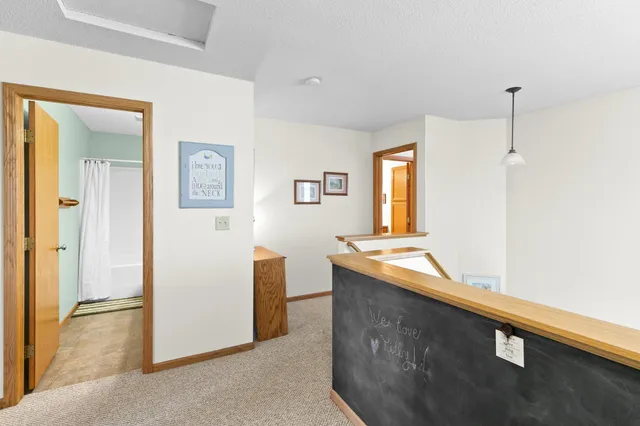 $290,000 | 6474 15th St Place North, Oakdale, MN 55128