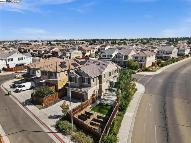 $669,900 | 4384 Lennox Lane, Tracy, CA 95377