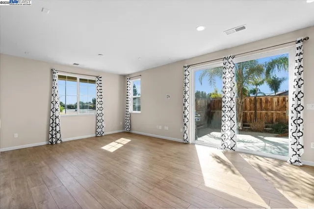 $669,900 | 4384 Lennox Lane, Tracy, CA 95377