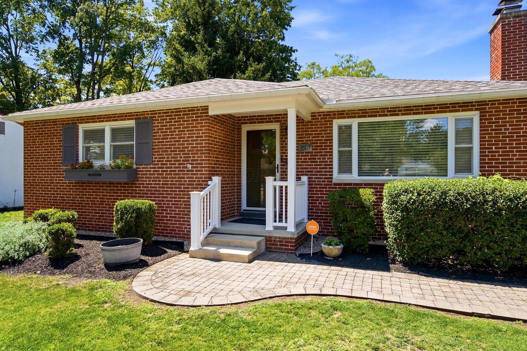 3503 Colchester Road Columbus, OH 43221 - Photo 5 of 54 Front Entry